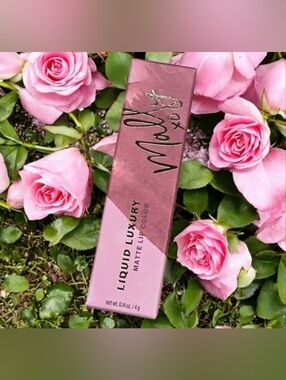 Mally Liquid Luxury Matte Lip Color in Shade Rose NWT / NIB